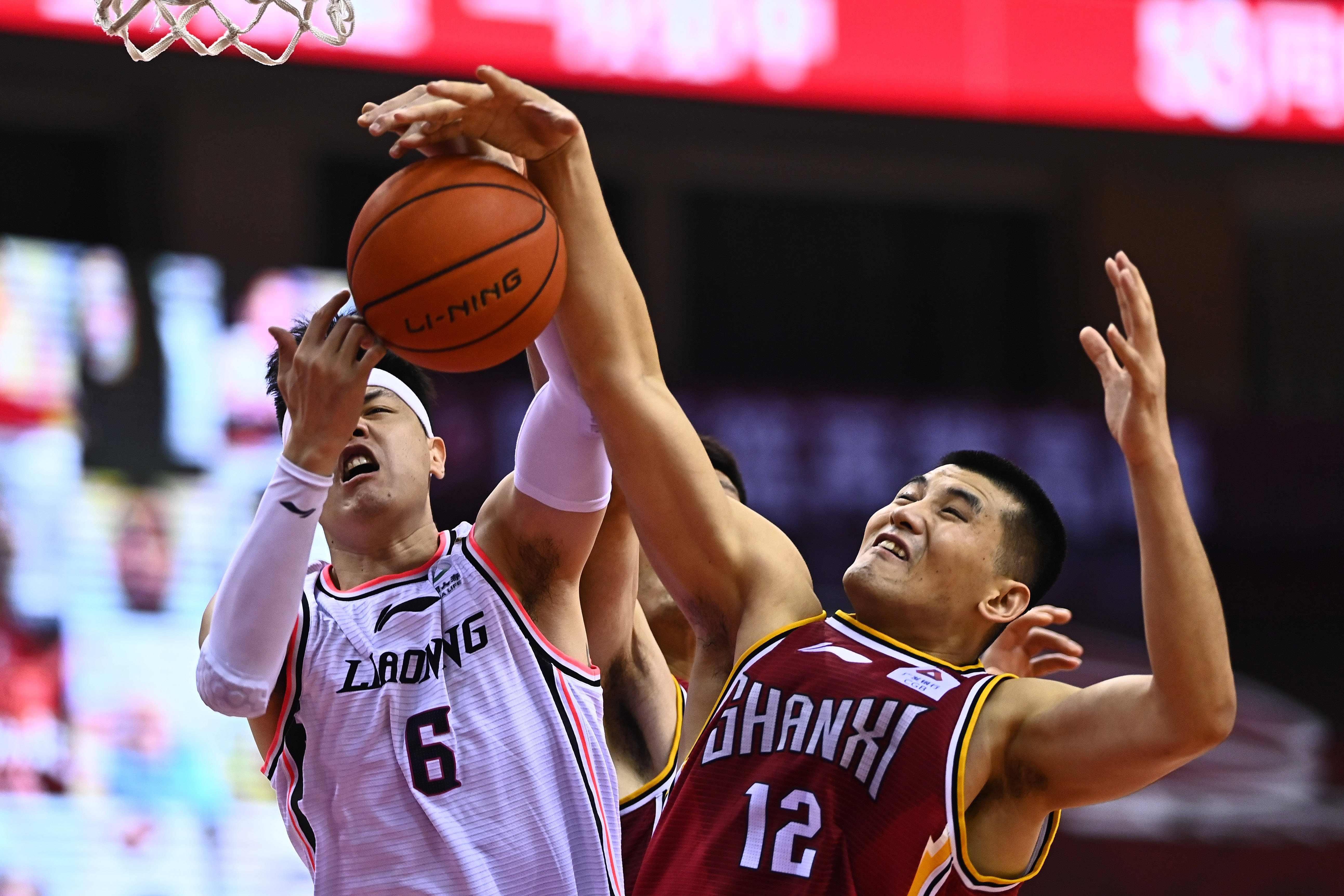 托蒂称赞穆里尼奥：绝对的顶级教练No.1，他为罗马带来冠军（托蒂盛赞穆里尼奥：教练界No.1，已为罗马带来冠军）