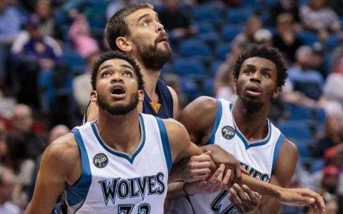 那不勒斯官方：吉尔莫将于下周一在伦敦接受手术（那不勒斯官宣：吉尔莫将于下周一赴伦敦接受手术）